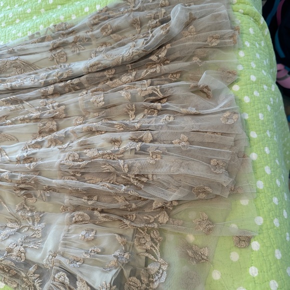 Tolani Relle Dress Beige Medium New - Picture 7 of 12